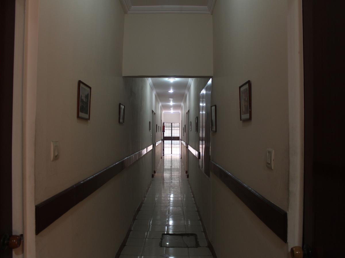 Oyo 5232 Kwality Hotel Déhrádún Exteriér fotografie